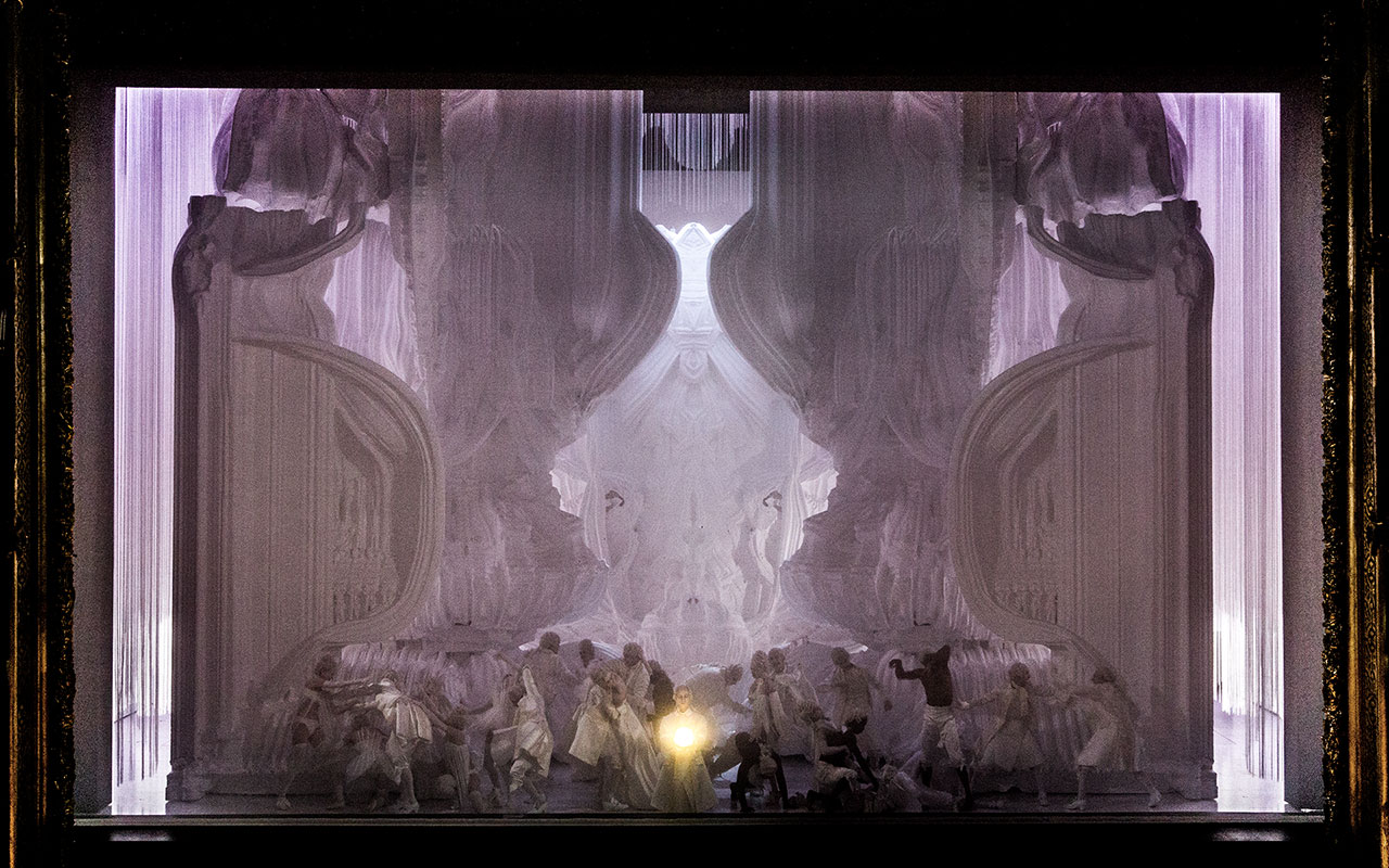 Zauberflöte at La Monnaie, directed by Romeo Castelluci